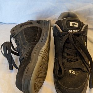 Globe Tilt Skate Shoes Size 10.5 Great Condition